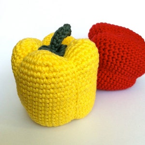 Crochet Pepper Pattern / Crocheted Pepper / Bell Pepper Capsicum / Crochet Vegetable Pattern / Crochet Food Pattern image 4