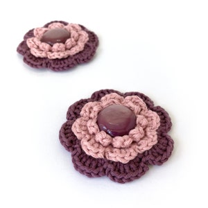 Broche fleur violette écologique avec bouton recyclé / Broche florale vintage en coton bio faite main, cadeau lilas violet pour maman image 7