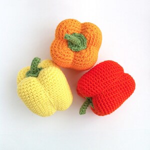 Crochet Pepper Pattern / Crocheted Pepper / Bell Pepper Capsicum / Crochet Vegetable Pattern / Crochet Food Pattern image 2