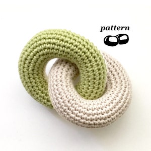 Linked Rings Toy Crochet Pattern / Baby Crochet Pattern / Teething Rings Teether Tactile / Torus Doughnut image 1