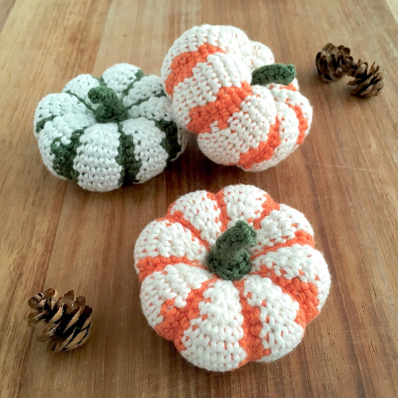 Pumpkin Crochet Pattern / Striped Pumpkin Pattern Sweet Dumpling Squash Pattern / Pumpkin Ornament Halloween Decoration Autumn Thanksgiving image 3