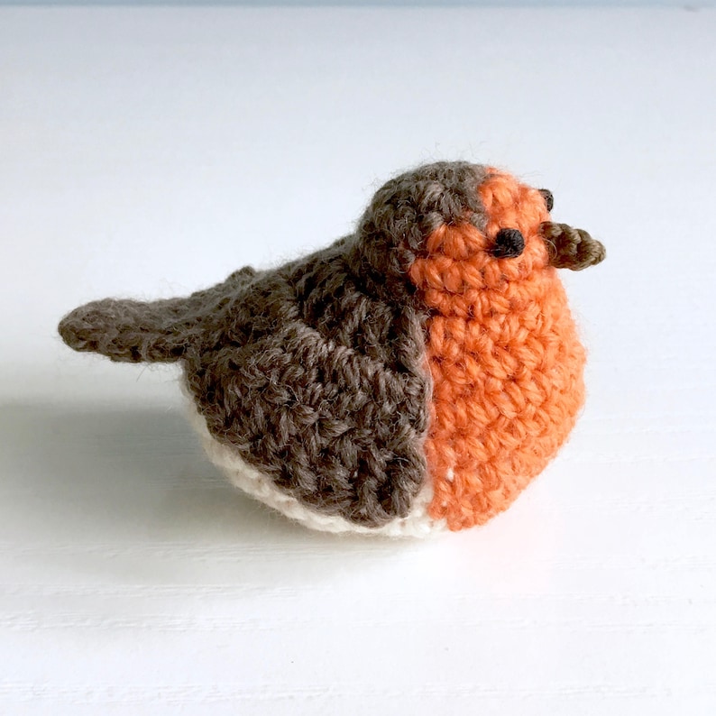 Robin Crochet Kit / DIY Kit Craft Kit Eco-friendly Gift for Crocheter / Make your own Christmas Ornament Kit Robin Crochet Pattern Bird image 2