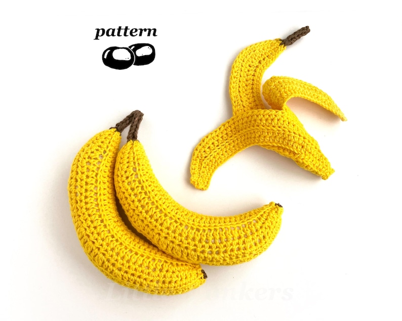 Realistic crocheted bananas and banana peel