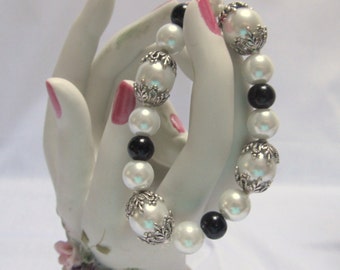 Handmade Black and White Crystal Pearl Bracelet, Silver Plate Bead Caps, Small Black Beads, Stretch Bracelet