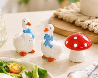 Handmade Ceramic Goose Salt and Pepper Shakers,Cute Mushroom Salt and Pepper Set,Unique Pottery Spice Shakers,Farmhouse Kitchen Decor