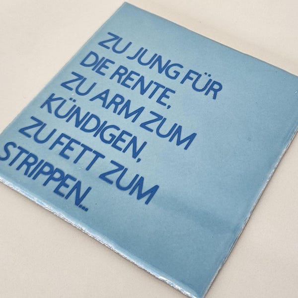 Blue tile with lettering | Statement tile with saying | Decorative tile | Gift idea | Mini tile with lettering | Coaster | Size 100x100x4mm