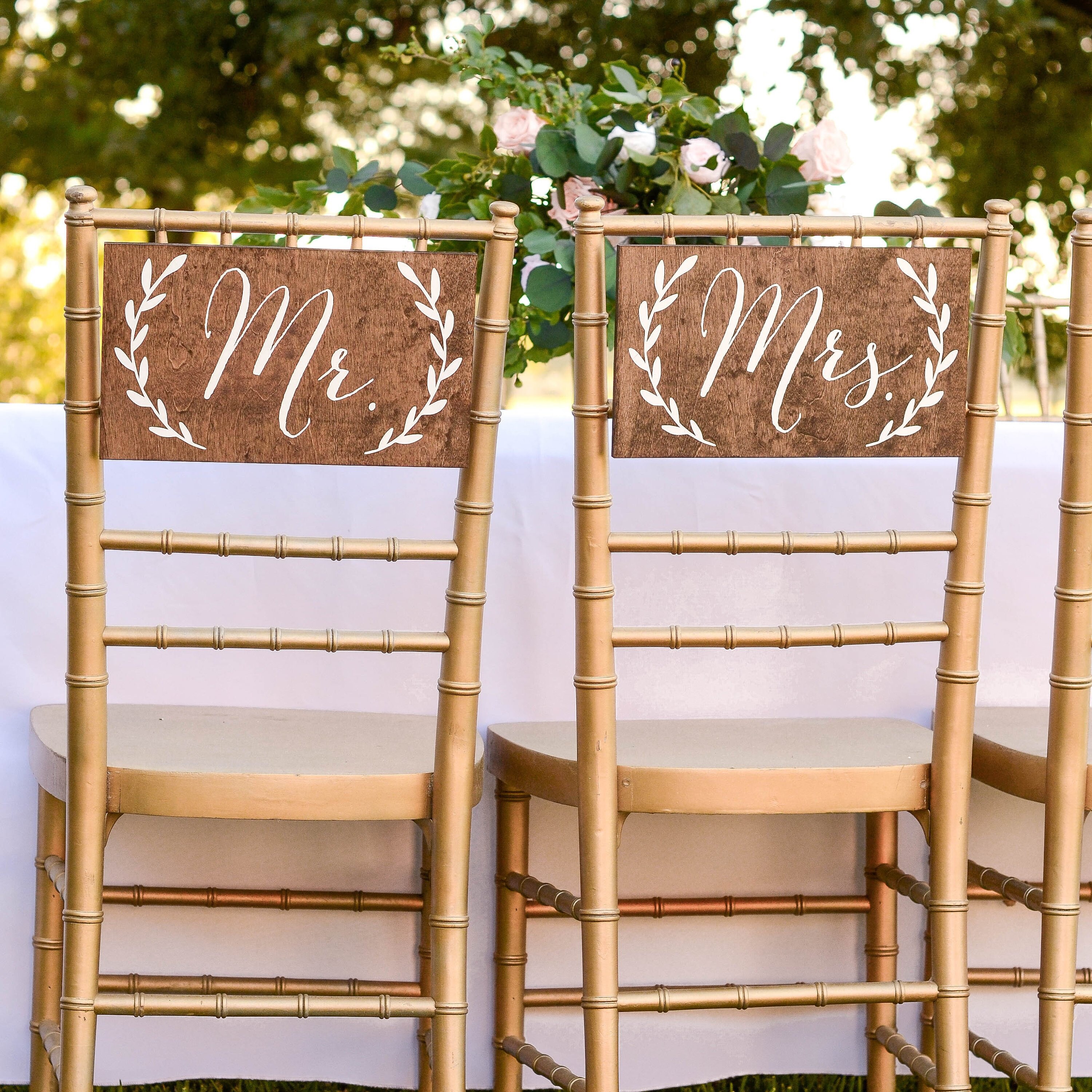Rustic Wood Wedding Sign Mr & Mrs Arrow Signs Wedding Party Chair Decoration LE Rustic Wood Wedding Sign Mr & Mrs Arrow Signs Wedding Party Chair Decoration LE