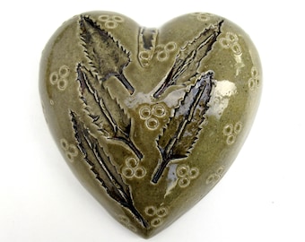 Art mural, coeur suspendu, coeur vert tendre, coeur en céramique, décoration d'intérieur