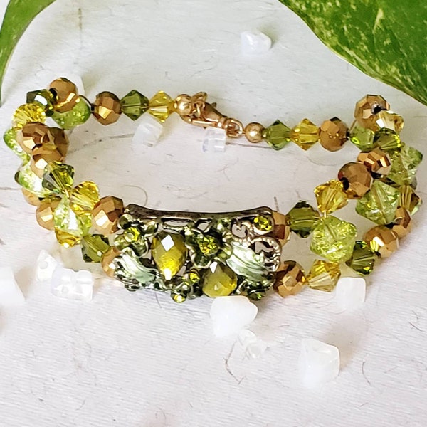 Spring Green Woven Swarovski Bracelet For Her, Larp Cosply DnD Jewelry, Druid Forest Cuff