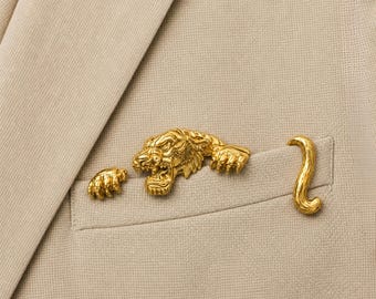 Gold Tiger Pocket Square Clip, Detailed Animal Brooch for Men's Formal Wedding Suit Jacket Accessory.