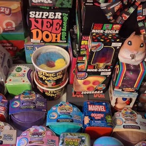 5er Mystery Squishy und Slime Fun Box