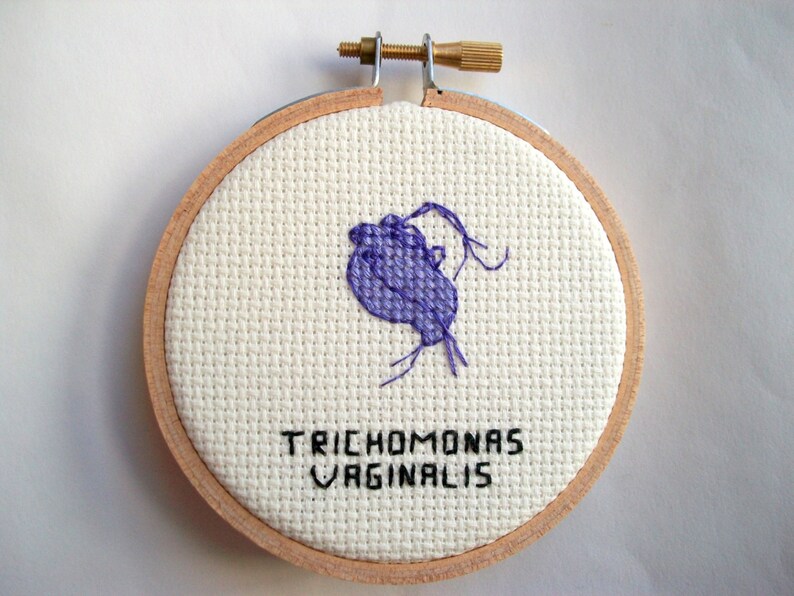 STD pointTrichomonas vaginalis parasite, stitchery geek pour étudiant ou biologie majeure de croix image 1