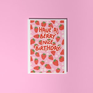 Belle carte d'anniversaire avec petits fruits, joli motif fraise, carte de fruits Punny pour elle, carte de voeux amusante pour gourmets | Carte A6 avec enveloppe