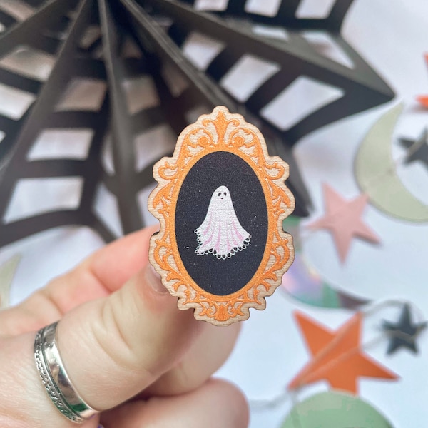 Halloween Pin Badge // Ghost pin, Spooky pin badge, Wooden pin badge, Eco friendly pin badges, Spooky season, Gifts under 10 pounds