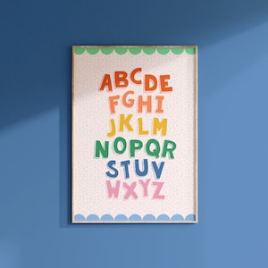 Póster del alfabeto // Decoración colorida para guardería, arte educativo para la pared del aula, impresiones del alfabeto para sala de juegos, decoración divertida para la pared de la guardería // A3, A4, A5, 5 x 7, 4 x 6