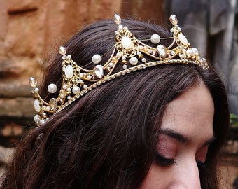 Crown ARIADNE - gold wires, faux pearls, faceted translucent AB crystals & rhinestones - Maleficarum - medieval princess Aurora