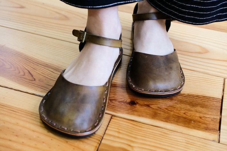 womens flats for work