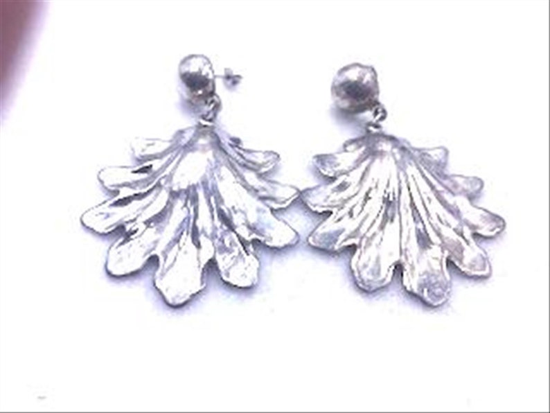 Vintage E-8083a-110819015 Definately a Big WoWzer Sterling Pierced Earrings