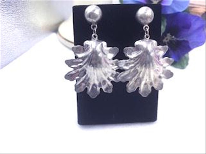 Vintage E-8083a-110819015 Definately a Big WoWzer Sterling Pierced Earrings