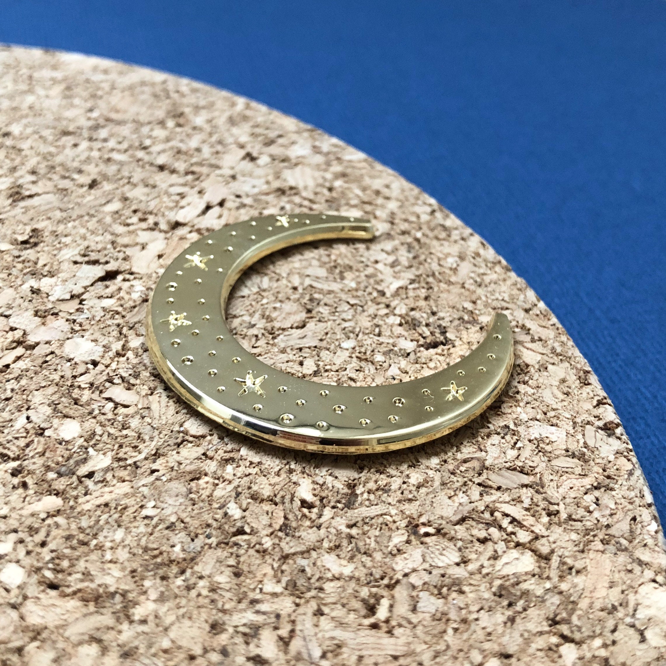 Himmlische Mond Emaille Pin Gold Farbe Halbmond sterben | Etsy