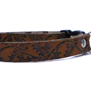 Embossed Cat Tag Collar, Breakaway Cat Collar, Leather Cat Collar, Custom Cat Collar, Pet Collar, Cat Nametag, 3/8 Inch Wide Cat Collar