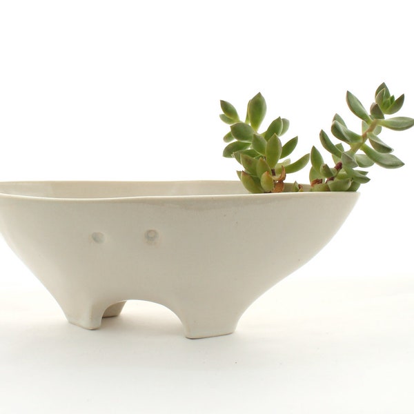 White Oval Footed Belly Bowl