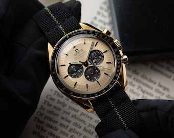 ビンテージ オメガ スピードマスター プロフェッショナル ムーンウォッチ ピカチュウ イエローゴールド クロノグラフ 310.62.42.50.99.001