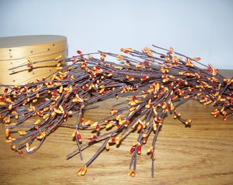 Primitive 4 Foot Pip Berry Garland In Dark Mustard With Burgundy Detail