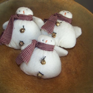 Set of 3 Primitive Snow Angel Ornaments image 1