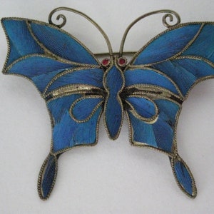 Antique Chinese Kingfisher Butterfly Brooch Pin Dynasty Bird Feather Inlay Blue Vintage Excellent Condition