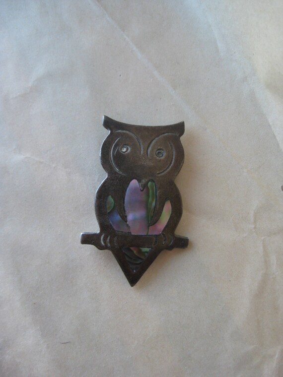 Owl Sterling Abalone Brooch Silver Pin Vintage 92… - image 1