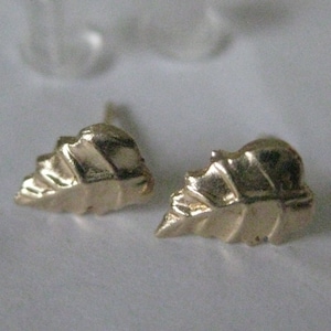 14K Leaf Stud Yellow Gold Earrings Vintage Karat KT Solid Pierced Post