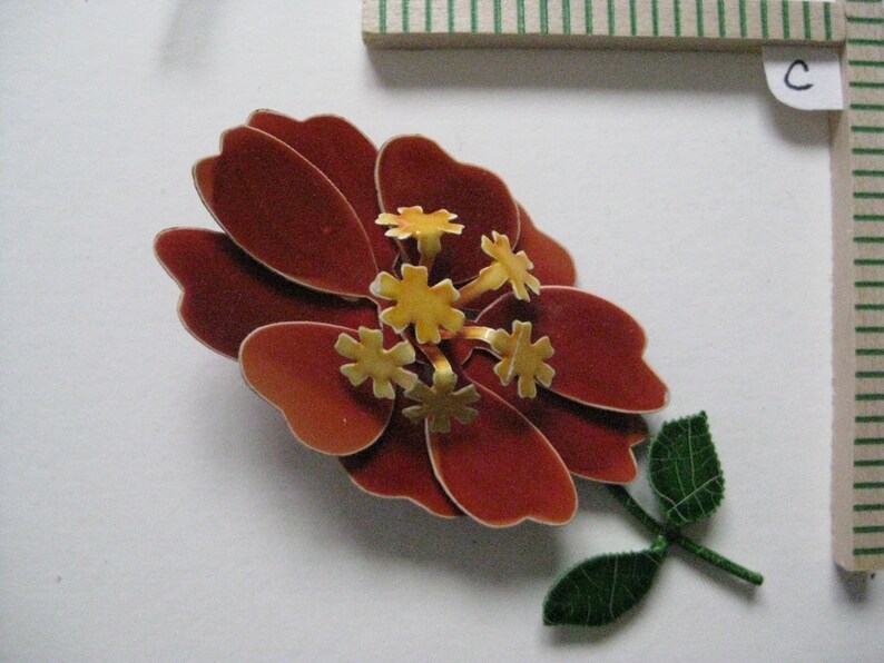 Each Vintage Flower Orange Rust Yellow Aurora Pearl Enamel Gold Brooch Pin Rhinestone