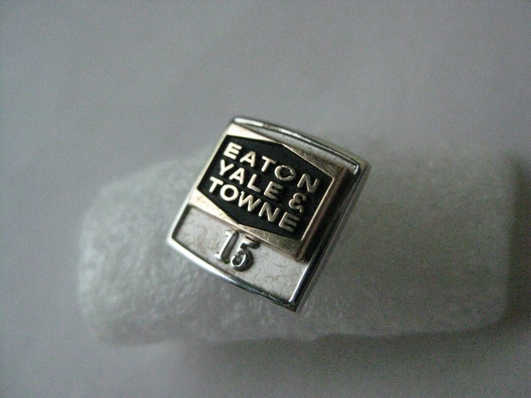 Eaton Yale Towne 15 Year Service 10K Solid White Yellow Gold Tie Tack