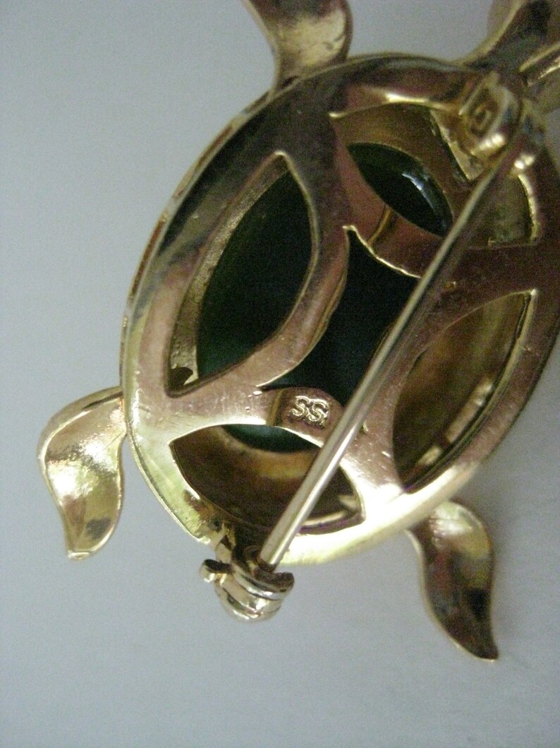 Sea Turtle Scarab Jade Green Stone Gold Vermeil Brooch Pin Vintage Sterling Silver Articulated Pendant