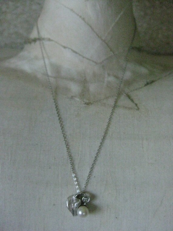 Leaf Pearl Diamond 14K White Gold Necklace Karat … - image 3