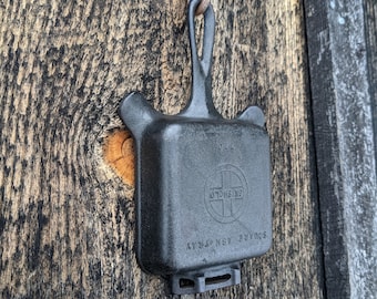 Griswold Cast Iron Skillet 3 - Etsy
