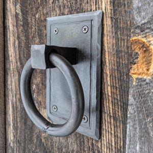 Single Round Ring Hand Forged Handle on Sturdy Backplate