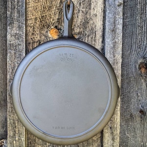 Vintage BSR Century Series #10 Large Cast Iron Skillet