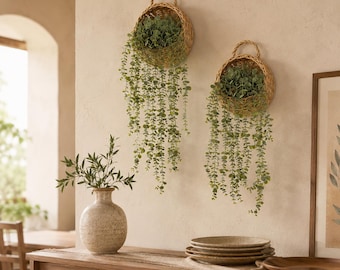 Rieten muurmand van wilgenhout met faux eucalyptus, boho hangende plantenbak voor boerderijdecor