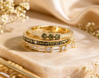 Peridot Ring Set for Women, 18K Gold Plated Stackable Rings, Green Gemstone Eternity Band, August Birthstone Gift, Sizes 4-12
