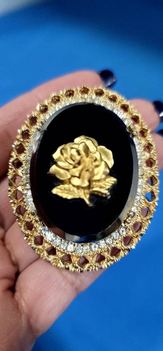 60's Victorian Brooch Cameo Style Gold Rose Pin L… - image 2