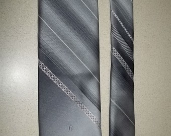OLEG CASSINI Tie Multi Color Silk Gray Tie Livraison gratuite