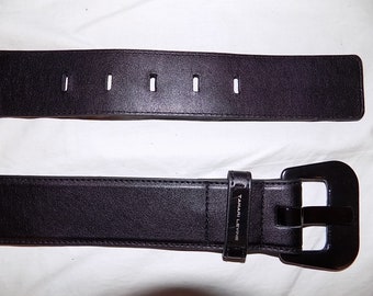 tahari belt