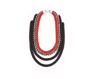 Collier plastron "ARYJI", sienne