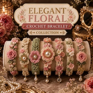 Può includere: Sette braccialetti all'uncinetto su un supporto cilindrico con motivi floreali nei toni del rosa, crema e verde salvia. Ogni braccialetto è decorato con piccole perle, perline e ciondoli pendenti. Un cartello sopra recita ELEGANT FLORAL CROCHET BRACELET COLLECTION.