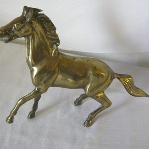 Brass Horse Figurine - Spirited Horse Solid Brass Statue Great Patina Nature In Motion