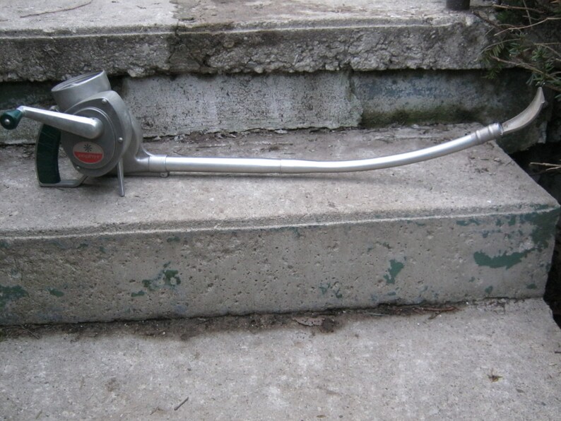 Vintage Scotts Zephyr garden duster or sprayer model A 61 Etsy