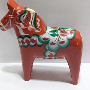 Atka Dala Swedish Horse Hand Carved Red/Orange And Hand Painted
