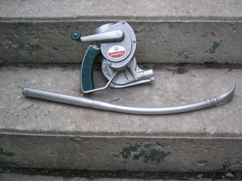 Vintage Scotts Zephyr garden duster or sprayer model A 61 Etsy